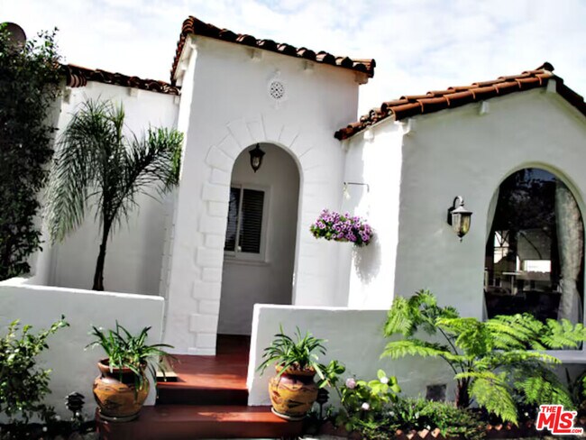 Foto del edificio - 4125 Huron Ave