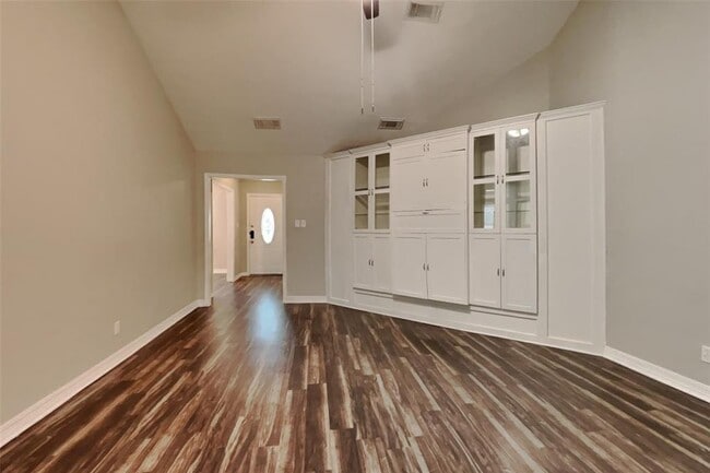 Foto del edificio - 15114 Stillcreek Dr