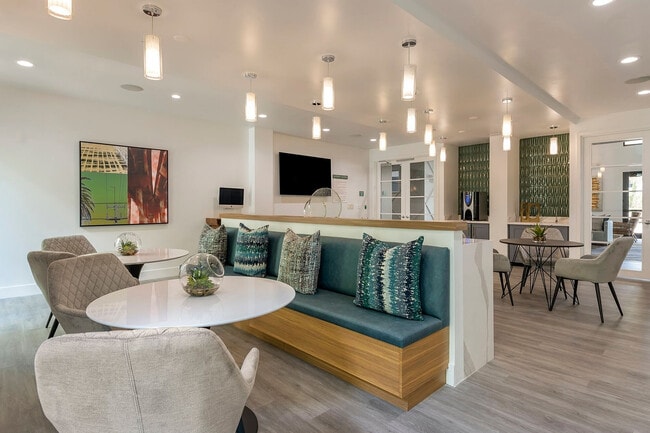 Building Photo - Advenir at Lighthouse Point