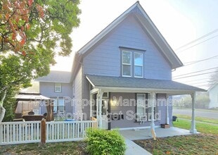 Building Photo - 301 Avenue B