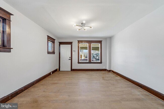 Foto del edificio - 1424 Hamilton Ave