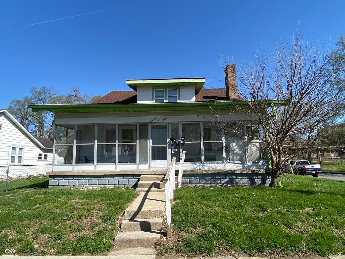 Primary Photo - 1604 W 15th St