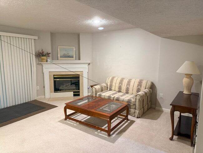 Foto del edificio - 13840 Ashington Ct