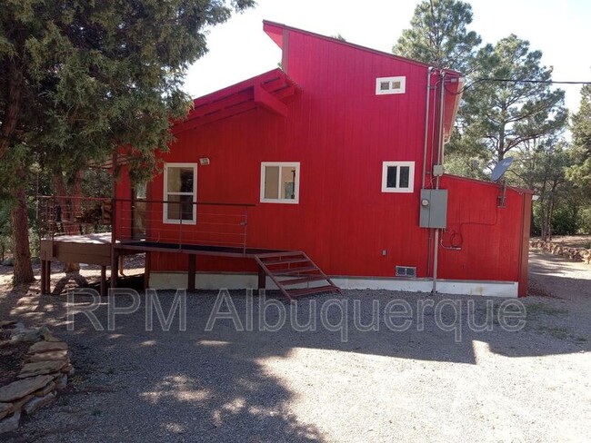 Building Photo - 64 McMillen Rd