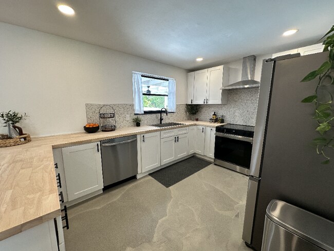 Foto del edificio - 1118 Brookmont Ave E