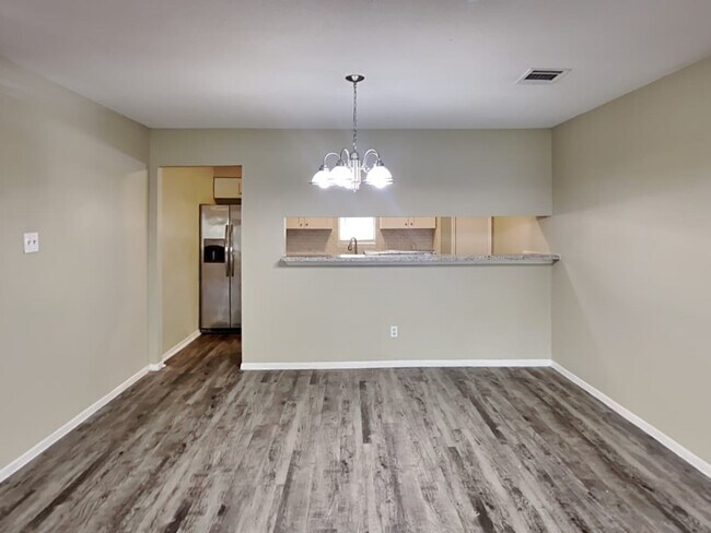 Foto del edificio - 3631 Dawnwood Dr