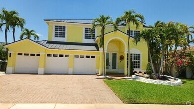 Building Photo - 1851 Corsica Dr