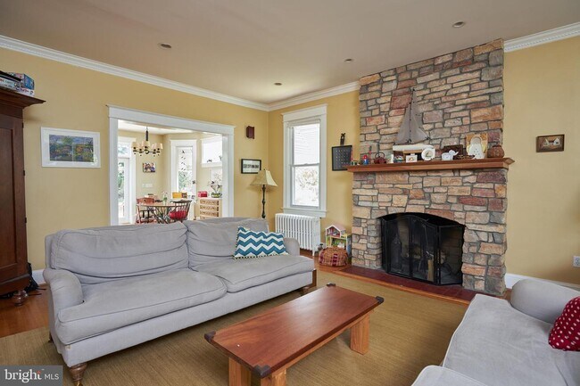 Foto del edificio - 1715 Varnum St NW