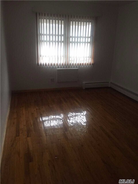 Foto principal - 108-75 41st Ave