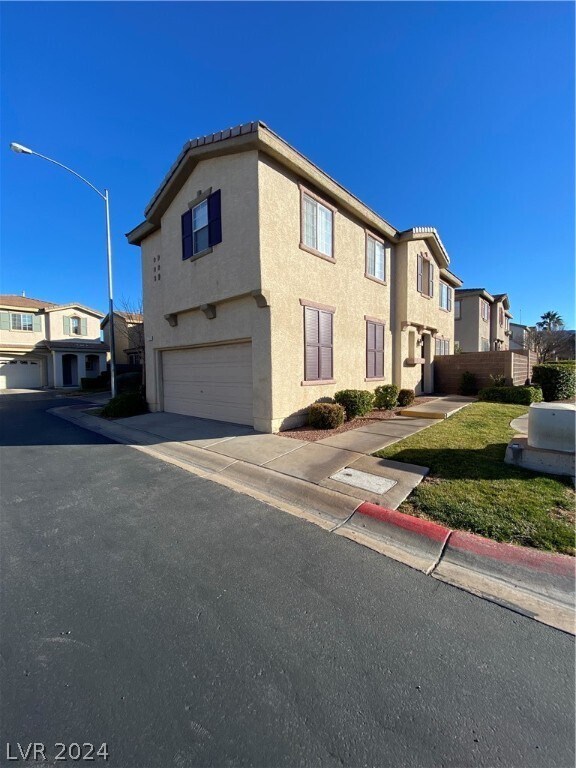 Building Photo - 1211 El Fuego Trail