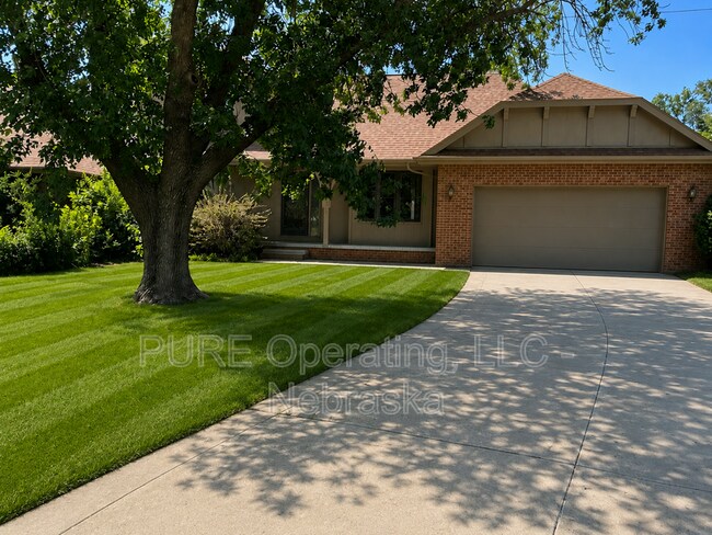 Building Photo - 15527 Mason Cir