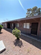 Building Photo - 505 N Decatur Blvd