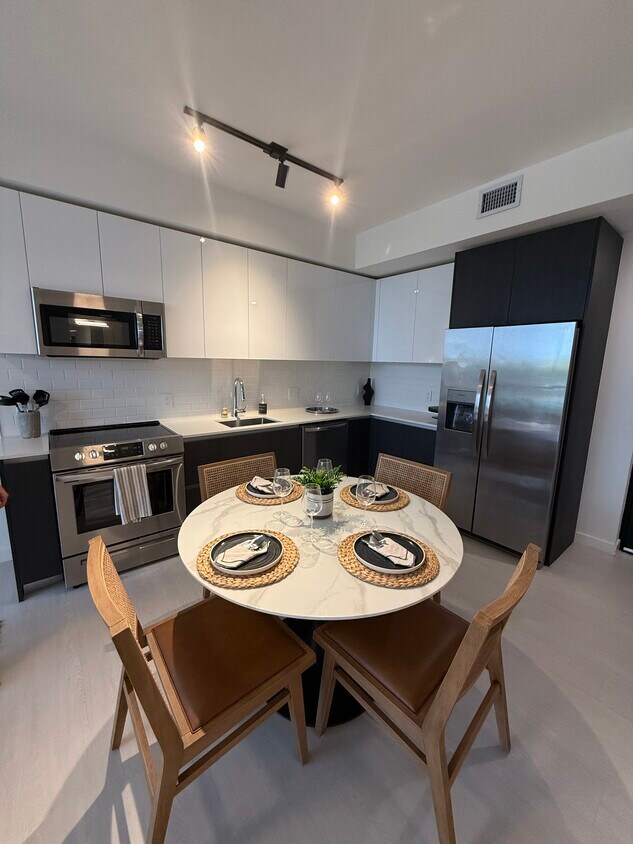 Foto principal - 20520 NW 20th Ct