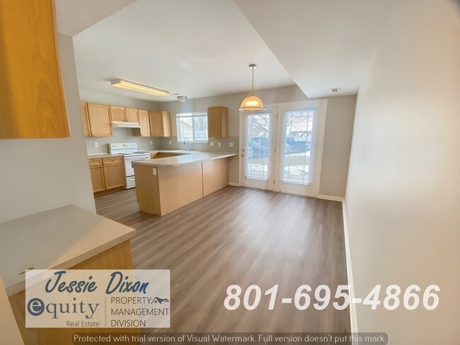 Building Photo - 2355 N 275 E