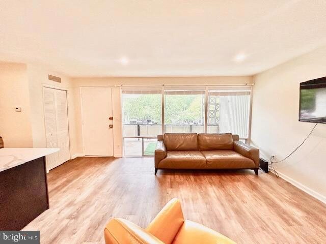 Building Photo - 7523 Spring Lake Drive Unit 7523-D