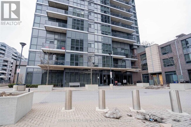 Photo du bâtiment - 9 Valhalla Inn Rd