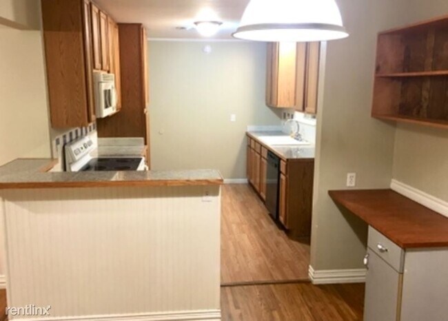 Foto del edificio - 3 br, 1.5 bath House - 808 West Iola Place