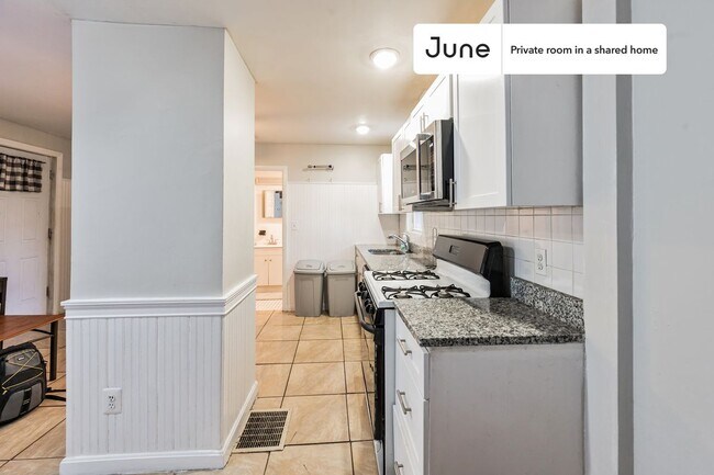 Foto del edificio - Room in Shared 3 bed/1 bath home in East Cambridge