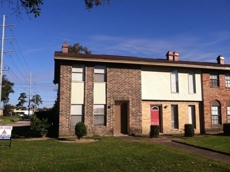 Building Photo - 2700 N 16th St
