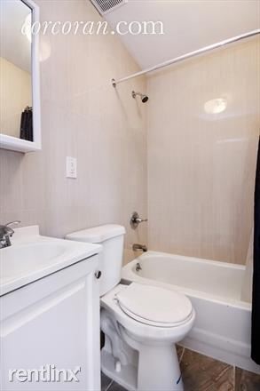 Foto del edificio - 591 Willoughby Ave