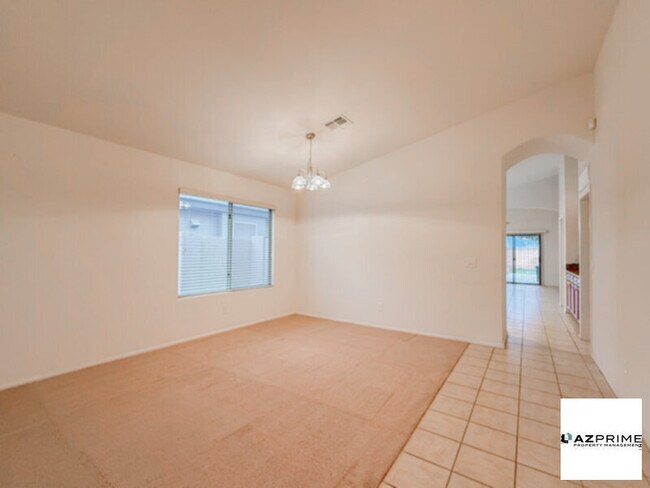 Foto del edificio - Exquisite 4/2 San Tan Valley Home - Style,...
