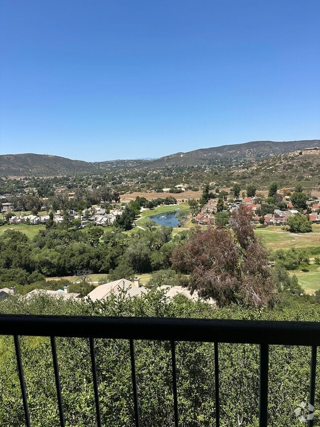 Building Photo - 15615 Vista Vicente Dr