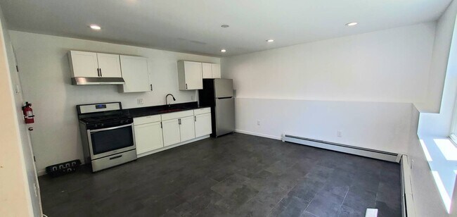 Foto del edificio - 300 Lakeside Rd