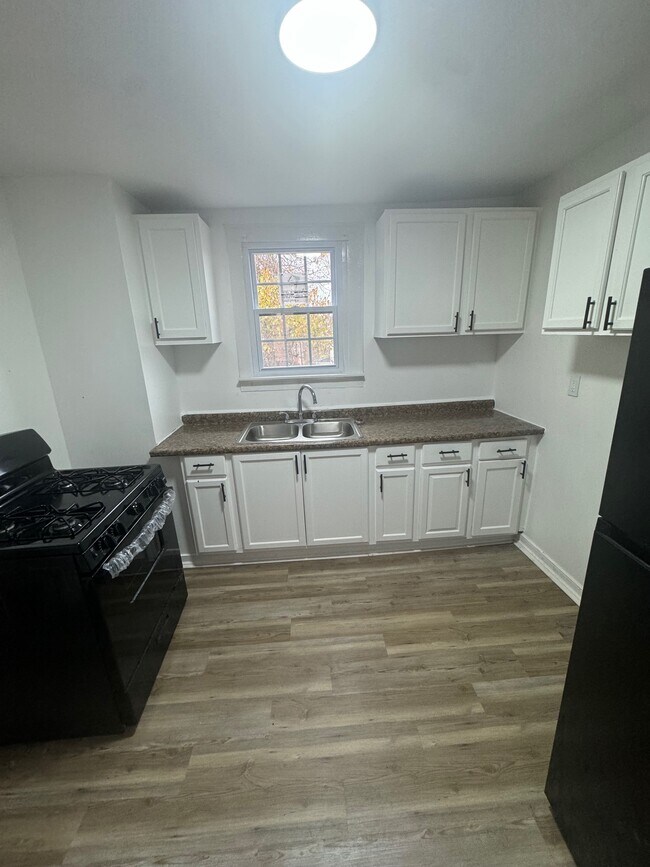 Foto del edificio - 275 Greensburg Pike