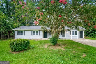 Building Photo - 3075 Palomino Dr