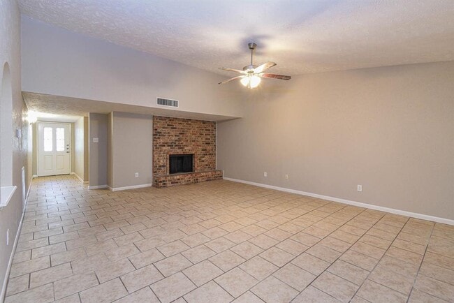 Building Photo - 2227 Fall Meadow Dr