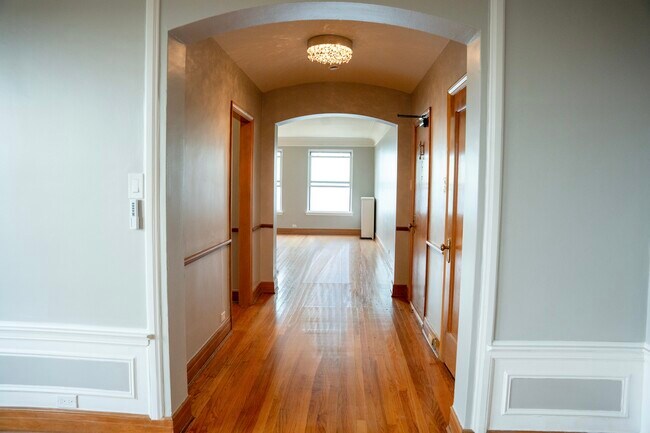 Foto del edificio - 4940 S East End Ave