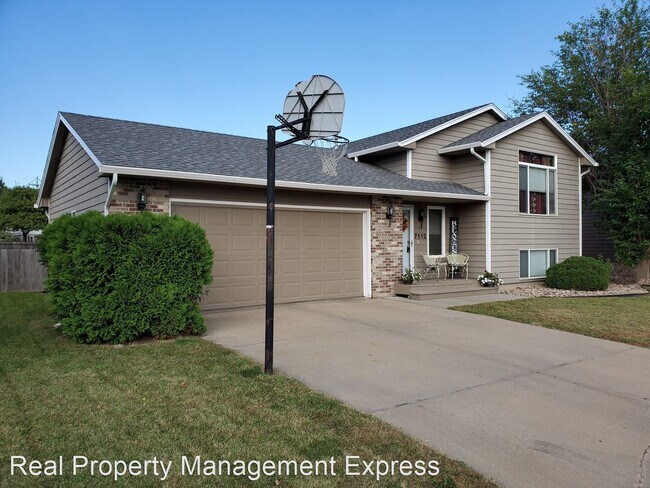 Foto del edificio - 4 br, 2 bath House - 7112 W Strabane St