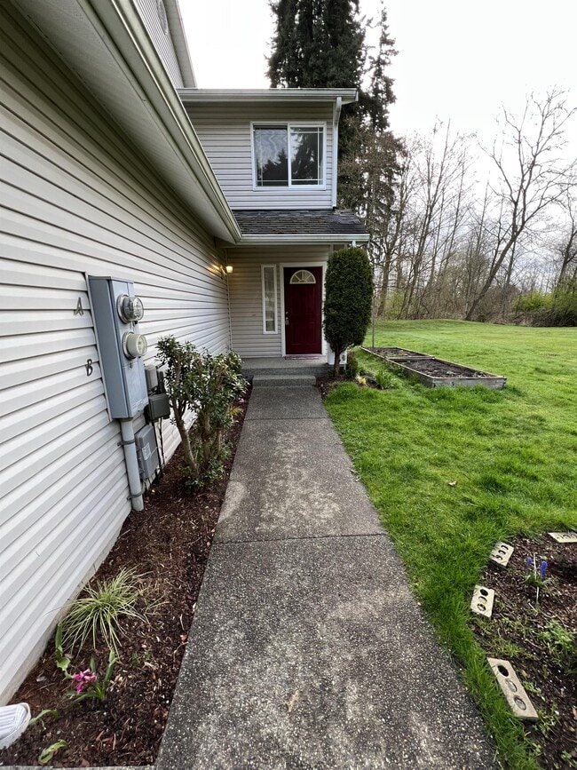 Foto del edificio - 3709 87th Ave NE