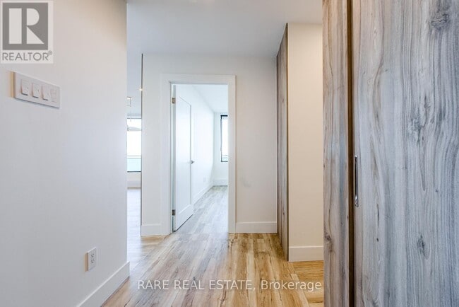 Building Photo - 55 Livingston Rd