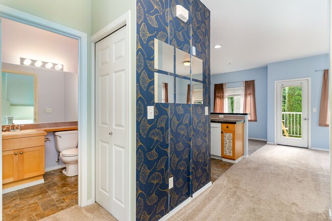 Foto del edificio - Available Now – Spacious 3-Bedroom Townhom...