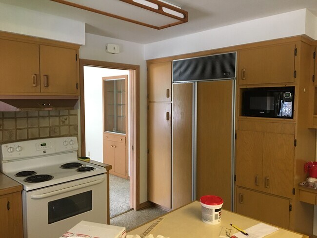 Foto del edificio - 305 N Midvale Blvd