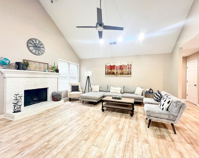 Foto del edificio - 1380 Twin Bridge Ln