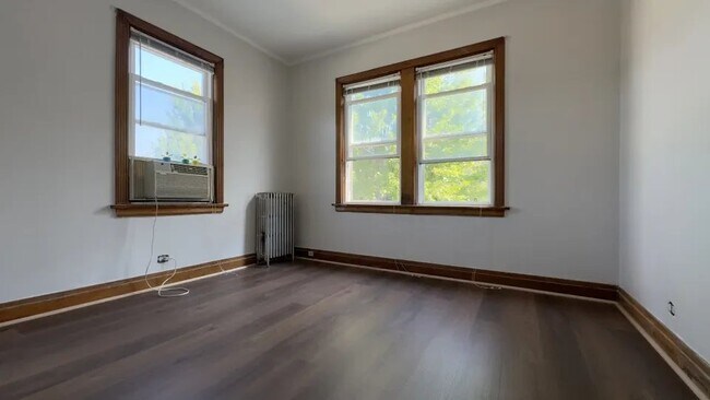 Foto del edificio - 6855 W Addison St