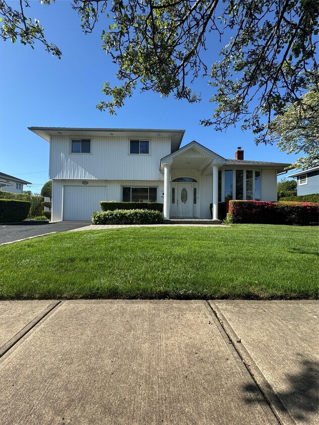 Foto principal - 371 White Birch Ln