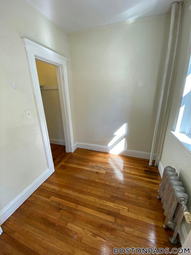 Building Photo - 1163 Boylston St
