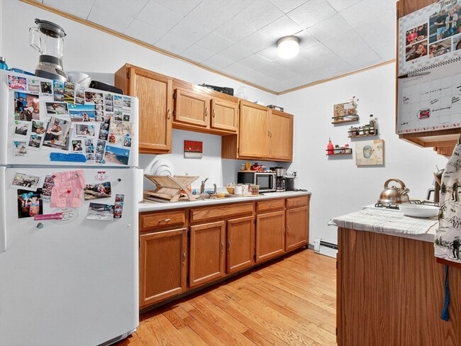 Building Photo - 49 Clifton St