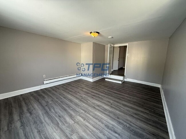 Foto del edificio - 96 Summer Ave