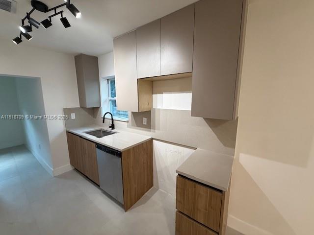 Foto del edificio - 328 NE 57th St