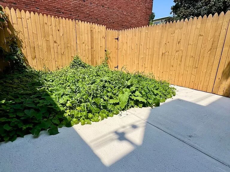 Foto principal - 5748 N Beechwood St