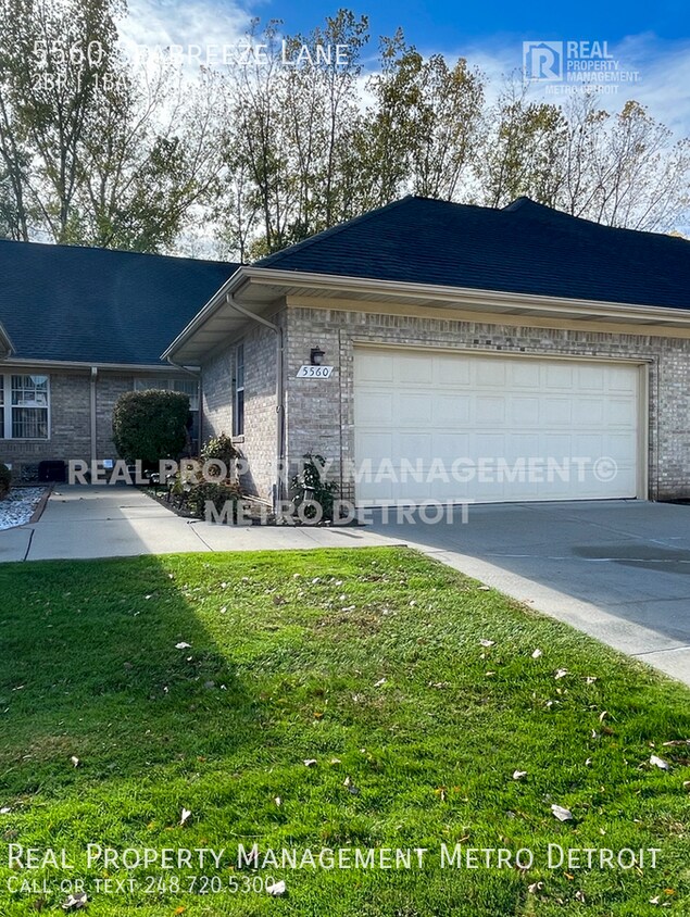 Primary Photo - 5560 Seabreeze Ln