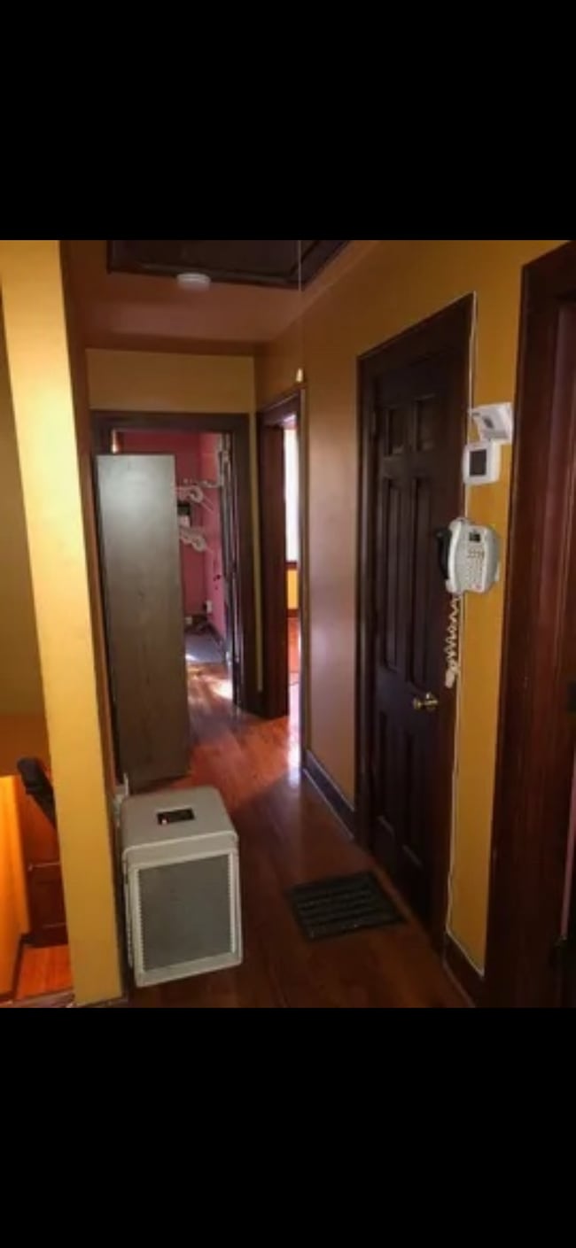 Photo - 132 Grove St House