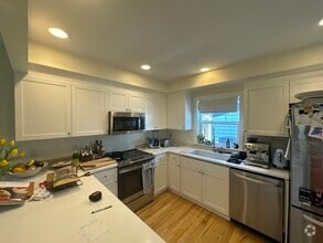 Building Photo - 1372 Stonecress Ln