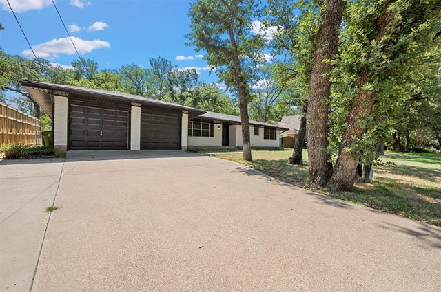 Building Photo - 1444 Cimarron Trail
