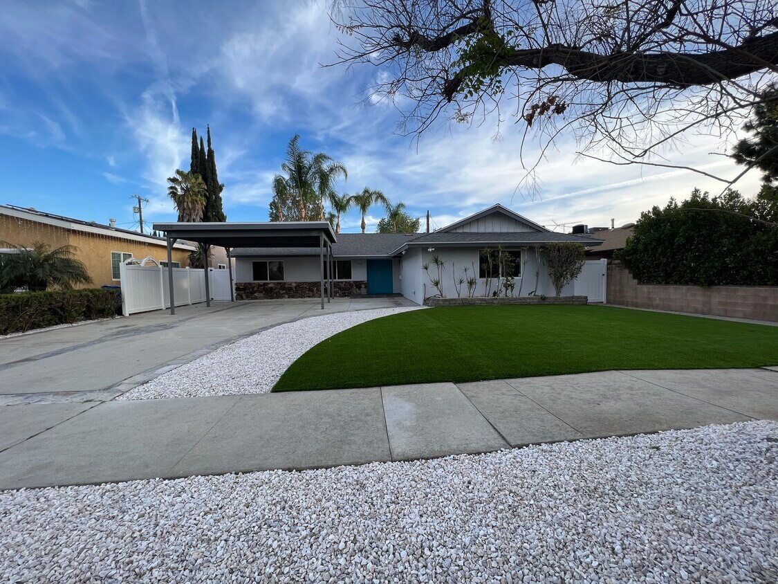 19154 Napa St, Los Angeles, CA 91324 House Rental in Los Angeles, CA