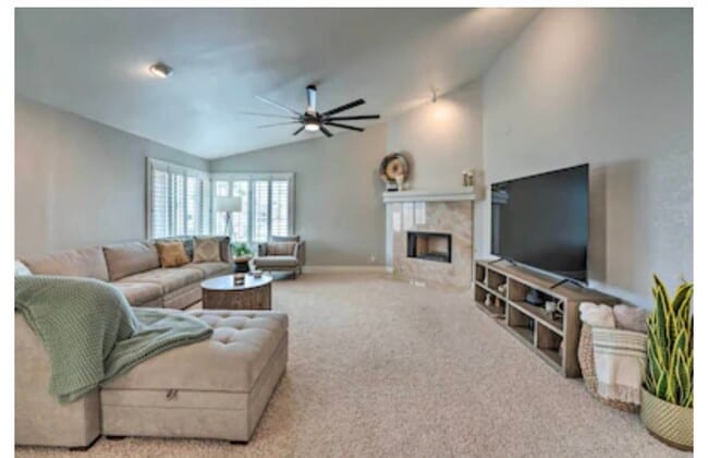 Building Photo - 2330 Souchak Dr